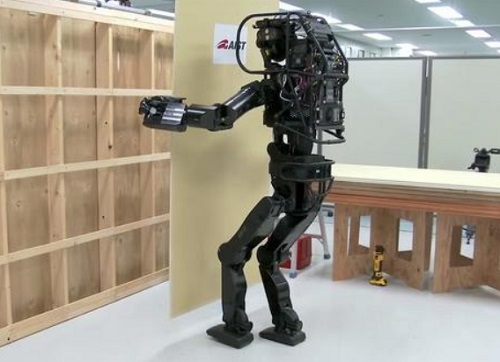 new japanese robot